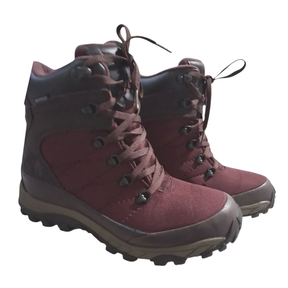 The North Face Chilkat Leather Mens size 7 Insulated Hiking Camping Snow Boots